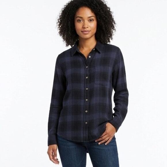 Lucky Brand Tops - Lucky Brand Women's Cloud Plaid Boyfriend Flannel Shirt S Blue & Black Button Up